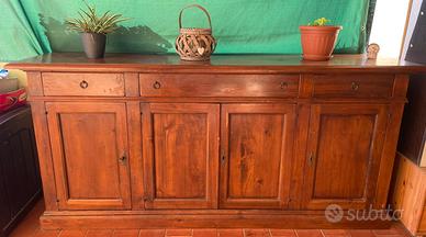 Mobile in legno massello