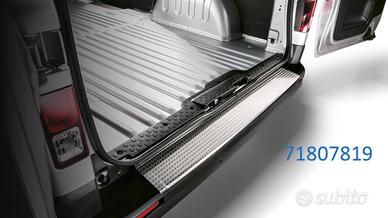 Fiat 71807819 protezione ingresso vano di carico i