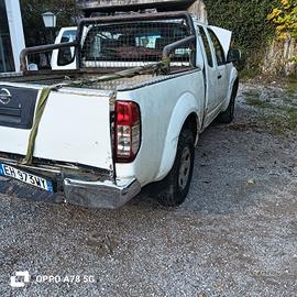 Nissan Navara pickup 