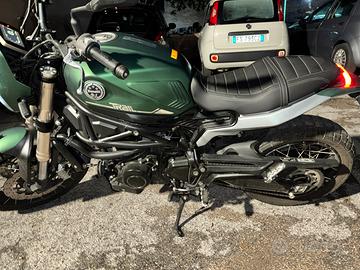 Benelli leoncino trial 800