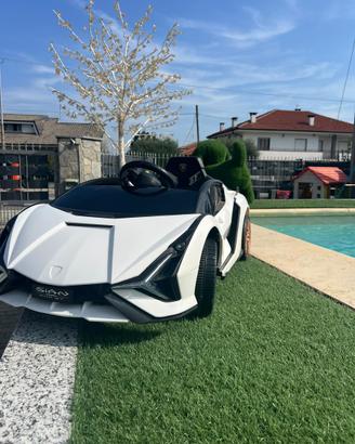 auto elettrica per bambini