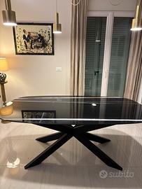 Tavolo Devina Nais Cosmopolitan