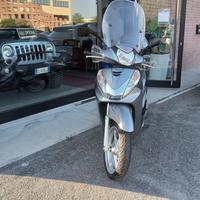 Honda sh 300