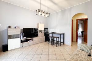 LUMINOSO TRILOCALE CON RIPOSTIGLIO!