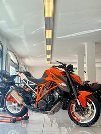 KTM 1290 SUPER DUKE R AKRAPOVIC FINANZIABILE