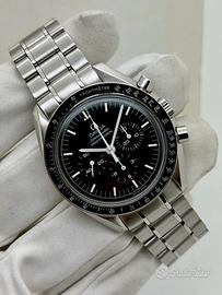 Omega Speedmaster Moonwatch