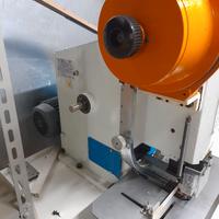 BOTTONATRICE A DOPPIA ALIMENTAZIONE