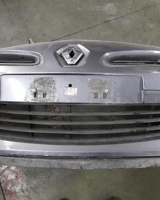 RENAULT CLIO 2007 - PARAURTI ANTERIORE