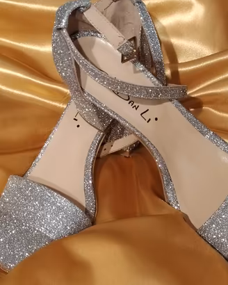 Sandali O' Dan li  . Le firme a portata di tutti