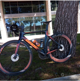 Bici Giant in carbonio