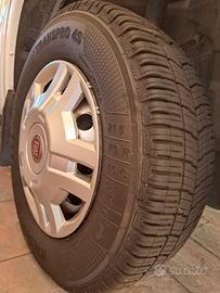 Gomme e cerchi per camper/furgone