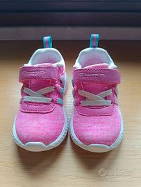 Scarpe Champion n.22 usate solo una volta