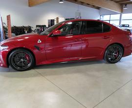 ALFA ROMEO Giulia 2.9 T V6 AT8 Quadrifoglio