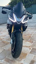 Tuono V4 1100