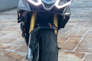 Tuono V4 1100