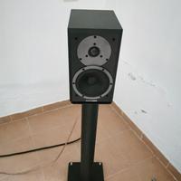 Dynaudio Emit M10 e stand Norstone stylum 3