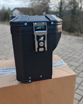 Valigia moto Mytech model x scaricata nera 41L