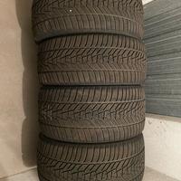 Hankook Winter i*cept Evo3 245/35 R20
