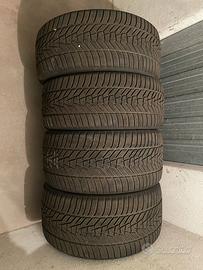 Hankook Winter i*cept Evo3 245/35 R20