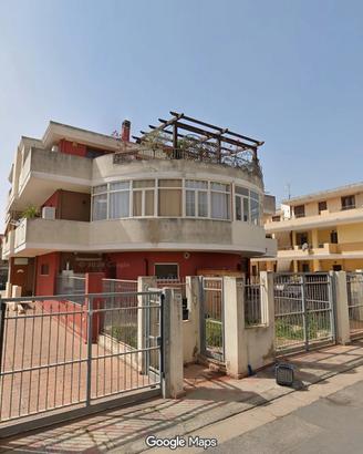 Trilocale arredato a capoterra