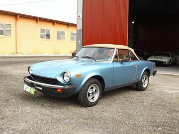 FIAT 124 Spider 2000 America 124 CS2 / Iscritta