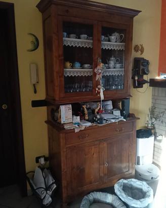 Credenza da cucina antica