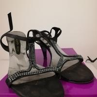 Sandalo nero e brillanti