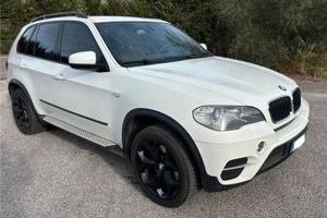 BMW X5 xDrive 35i Benzina
