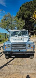 Land Rover Defender 90