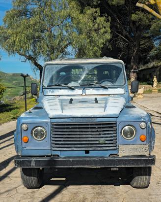 Land Rover Defender 90