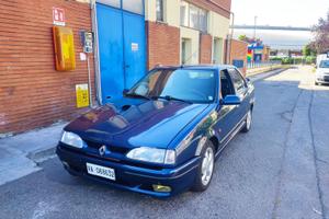 Renault 19-16v (STUPENDA)