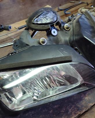 Gruppo faro Honda cbr 600 rr