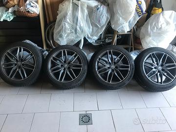 Set completo 4 cerchi + 4 pneumatici invernali