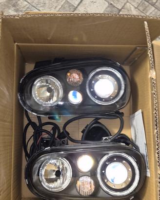 fari anteriori angel eyes per golf 4 usati un'anno