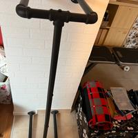 Appendiabiti tubo industrial style nero opaco