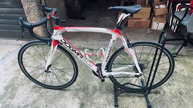 Bici da strada + Rullo d’allenamento