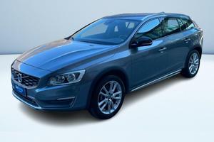 Volvo V60 Cross Country 2.4 D4 Momentum awd geartr
