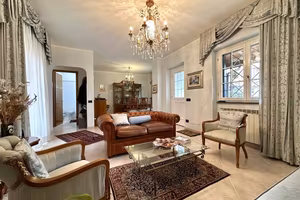 Villetta a schiera di 200 m² con 5 locali a Monte 