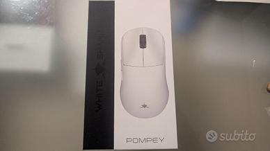 Mouse da gaming ultra leggero Pompey di White Shar