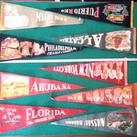 Collezione bandierine souvenirs anni '50 '60