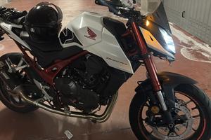 Hornet 750 depo solo a libretto A2