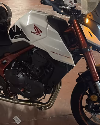 Hornet 750 depo solo a libretto A2