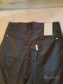 pantaloni / jeans  Humor