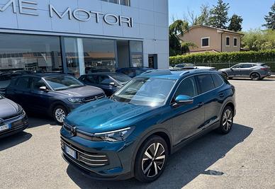 Volkswagen Tiguan 2.0 tdi Elegance 150cv dsg / NO 