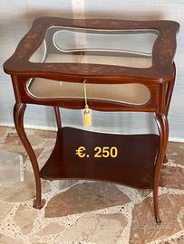 Tavolino da esposizione in mogano 