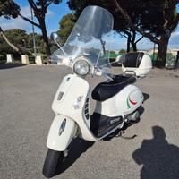 Piaggio Vespa 300 GTS - 2008