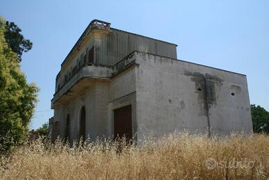 Prestigiosa masseria nel cuore del Salento