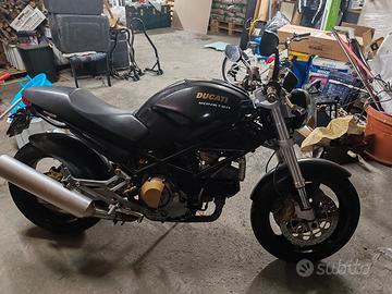 Ducati monster 900 i.e. dark 2002
