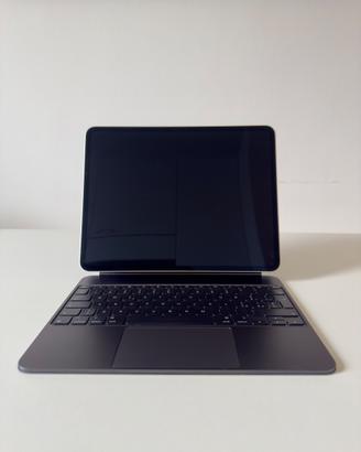 IPad Pro 13" M5 256gb + MagicKeyBoard + AppleCare+