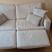 Divano panna in tessuto 